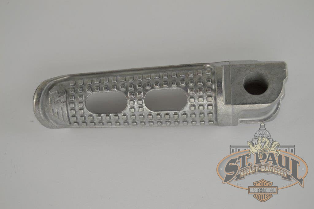 N0552 02A8 Genuine Buell Left Passanger Footpeg 2003 2010 Xb Models B2Q
