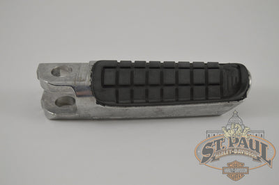 N1503 1Am Genuine Buell Rider Right Footpeg For 1125R And 1125Cr Models L19A