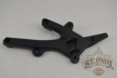 N0402 1Atzt Genuine Buell Black Left Side Footpeg Support U9F